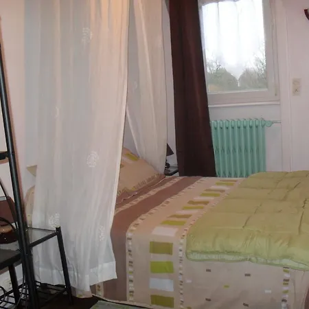 Gite de Peche Saint-Ellier-du-Maine Chambre photo